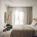 Nomas Living شقة فندقية Kalamákion