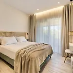 شقة فندقية Nomas Living 4*
