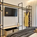 شقة فندقية Nomas Living Kalamákion