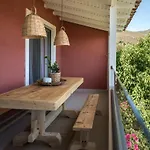 Nomas Living شقة فندقية 4*