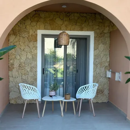 شقة فندقية Nomas Living Kalamákion
