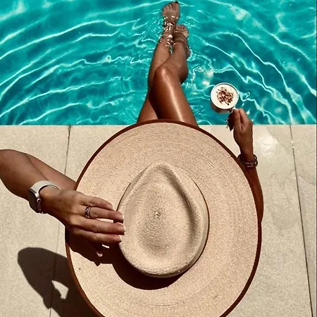 Aparthotel Nomas Living 4*