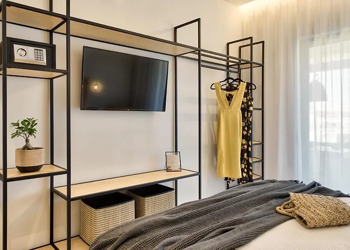 מלון דירות Nomas Living Kalamákion